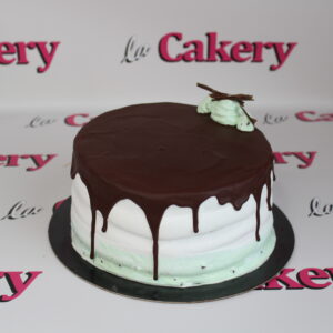 8″ Mint Chocolate Cake (up to 12 slices)